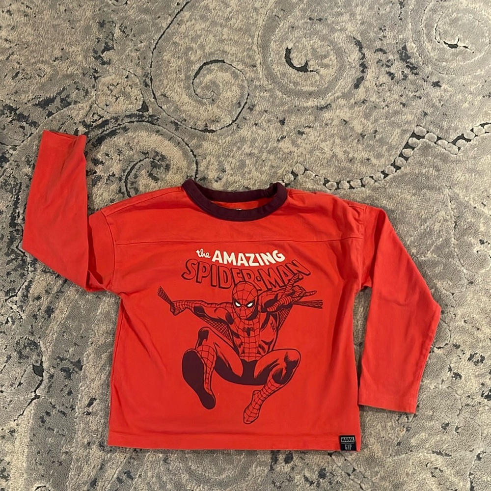 GAP Marvel Spider-Man shirt